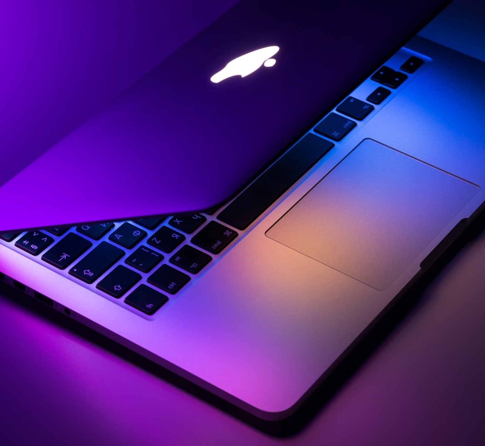 MacBook Pro 13" (M1)